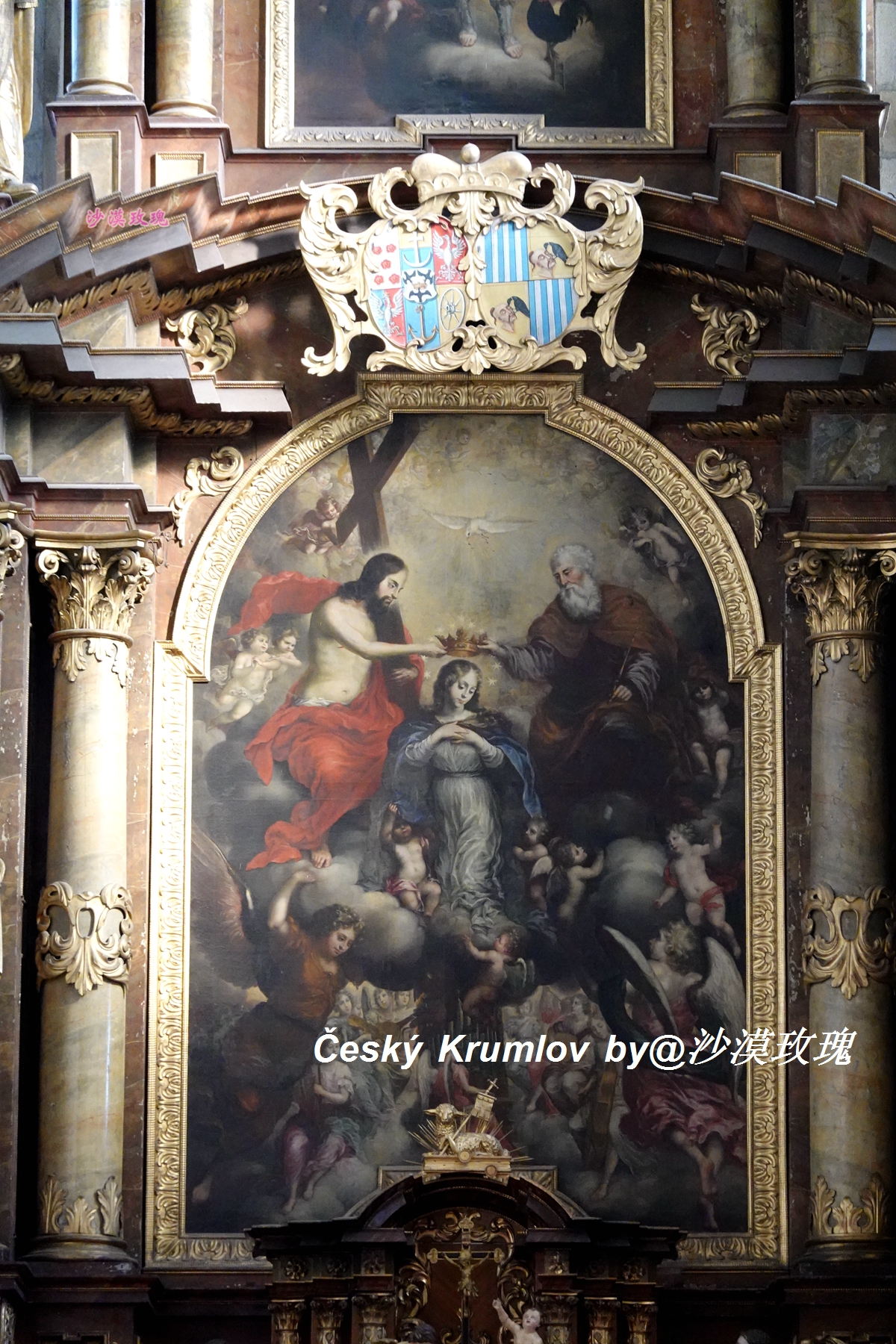 在有“捷克的丽江”之称的小镇,寻觅五瓣玫瑰的芳香