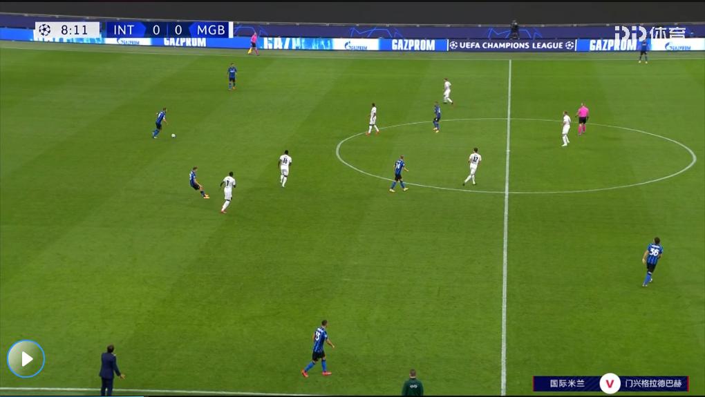 什么样的中场更适合现代足球,中场转身摆脱