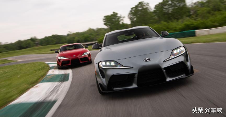 宝马z4m40ivs丰田牛魔王supra,全新一代supra外媒评论