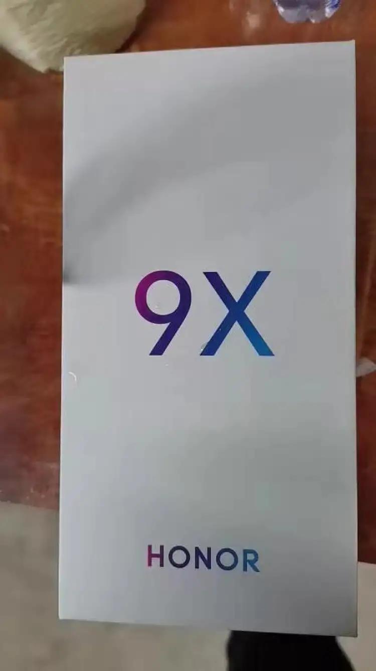 荣耀9x刚出卖多少钱,荣耀9x和荣耀9xpro