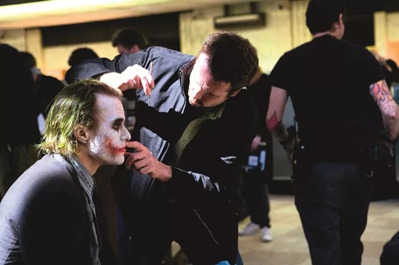 蝙蝠侠黑暗骑士深度解析大冰,蝙蝠侠黑暗骑士细节分析