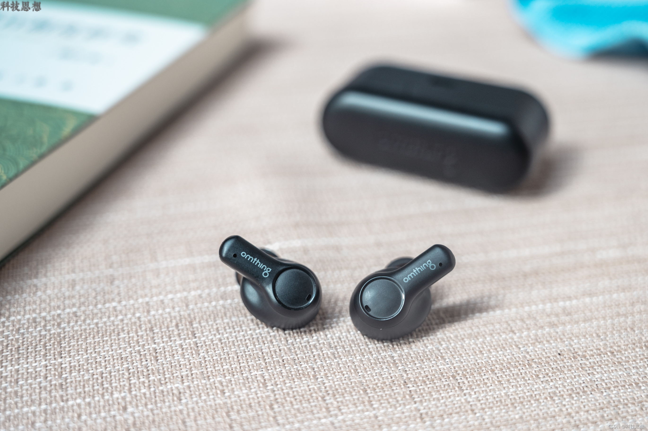 蓝牙耳机简约高颜值air,设计有趣的好耳机
