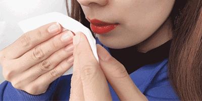 有没有吃饭喝水不掉色的口红,口红接吻不掉色