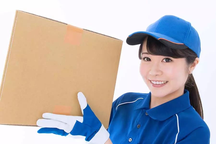 “变态”到极致的日本人，连搬家都不放过，网友拍下全过程！