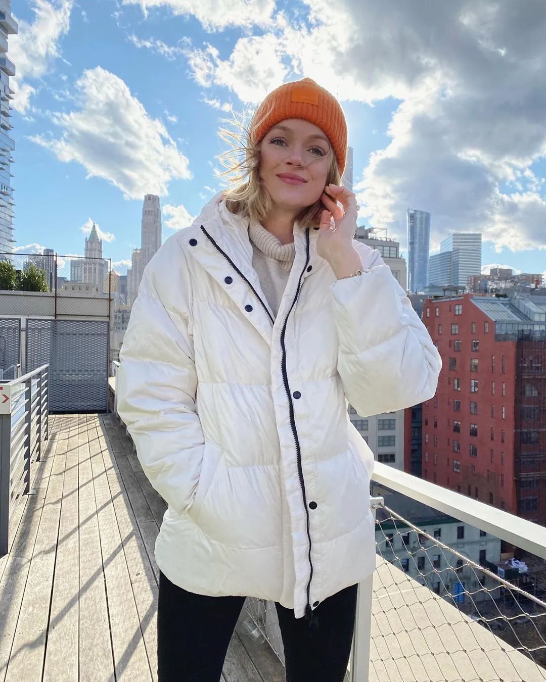 圆脸戴什么帽子比较好,圆脸女孩如何选帽子