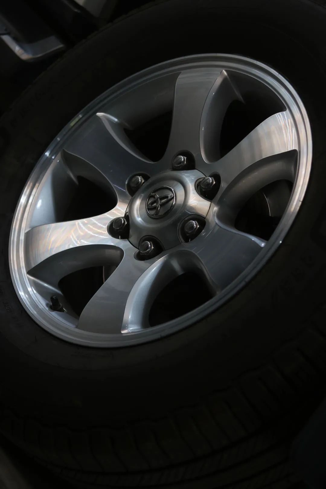 普拉多lc120整备翻新多少钱,普拉多120原厂翻新整备全过程