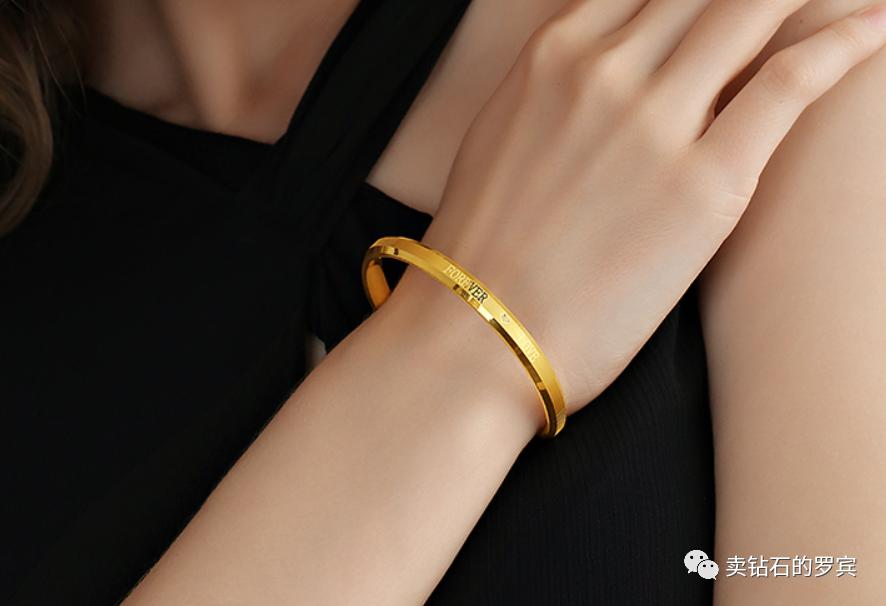 珠宝销售十大技巧视频,作为珠宝销售如何提高自己的业绩