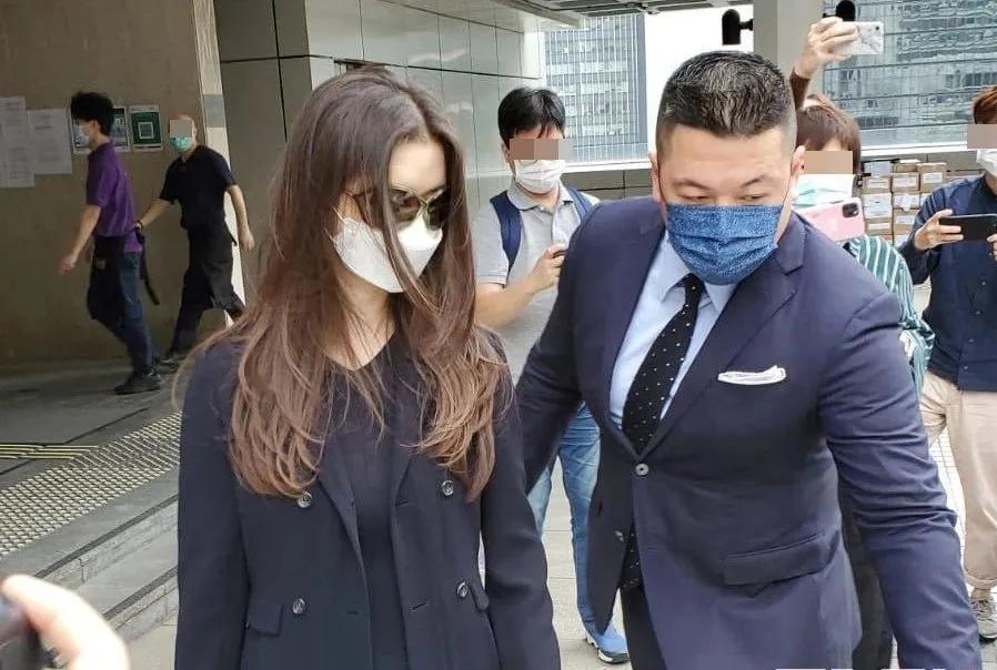 星爷真情告白,星爷财产分配