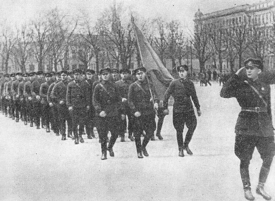 「历史另一面」被遗忘的铁拳—战争初期的拉脱维亚工人武装（1）