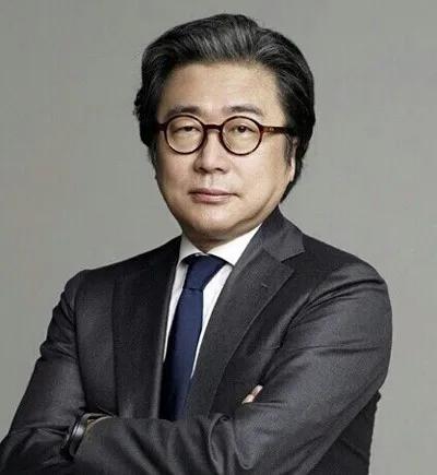 韩国财阀系列之“狂躁的一家人”