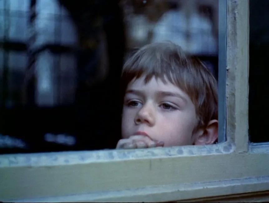 上海书店事件：我教我女儿保护好自己，你教你儿子别伤害她们了吗