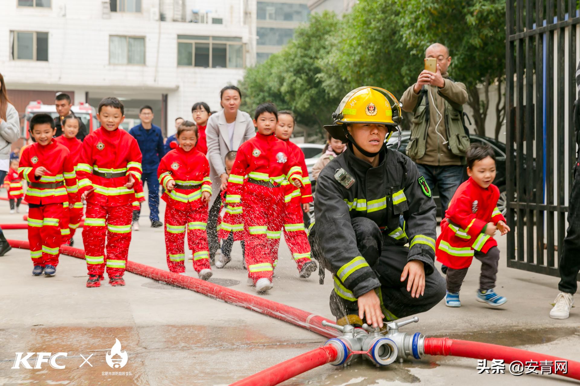 小小消防员实践活动,合肥消防举行119宣传月启动仪式