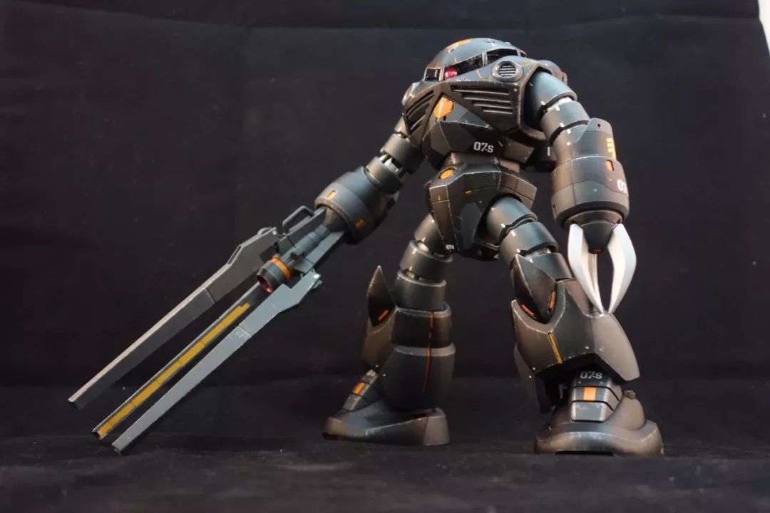 魔蟹带上电磁炮料你阿姆罗也不敢动