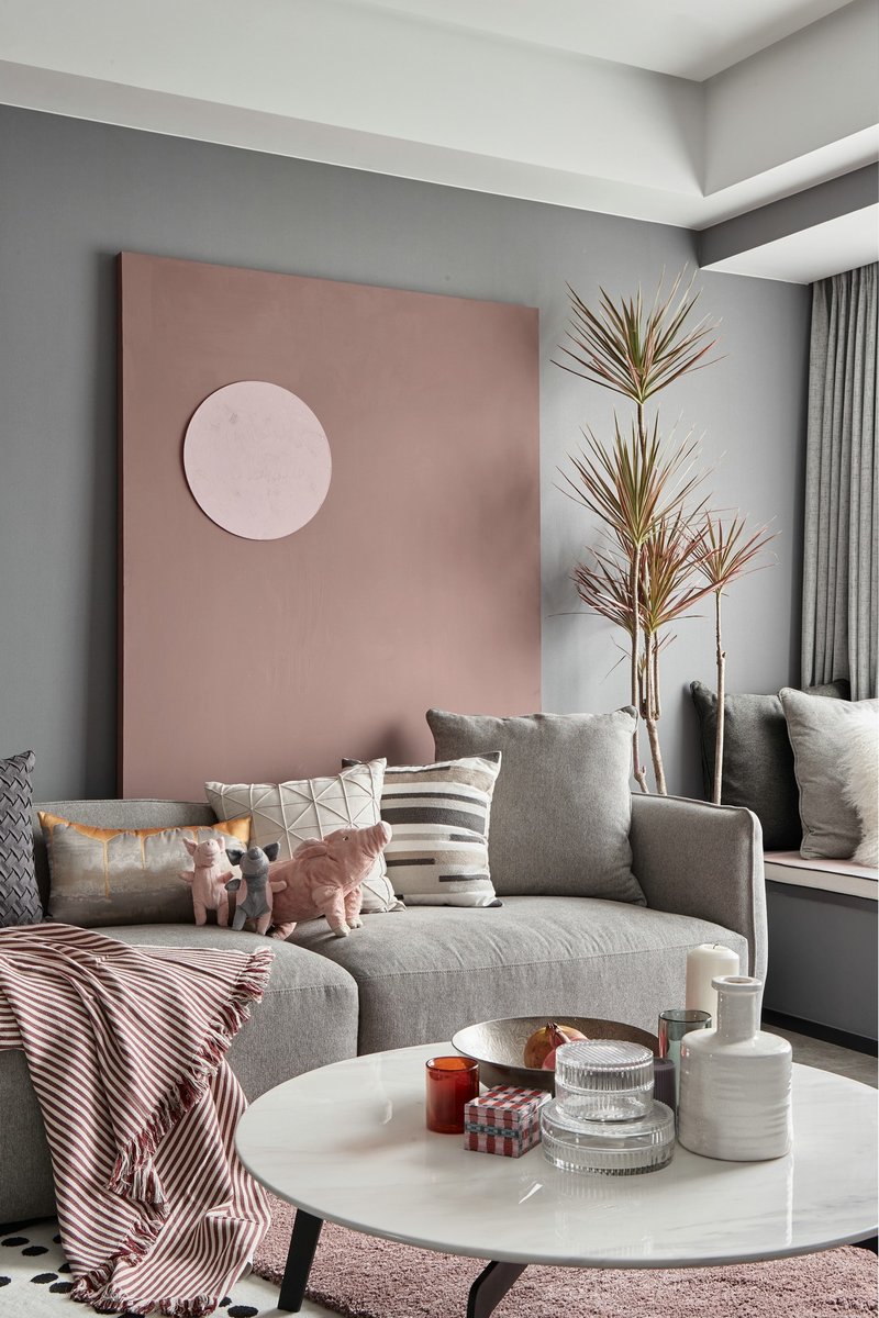 高级灰烟粉真的惊艳,高级灰烟粉撩人轻熟风