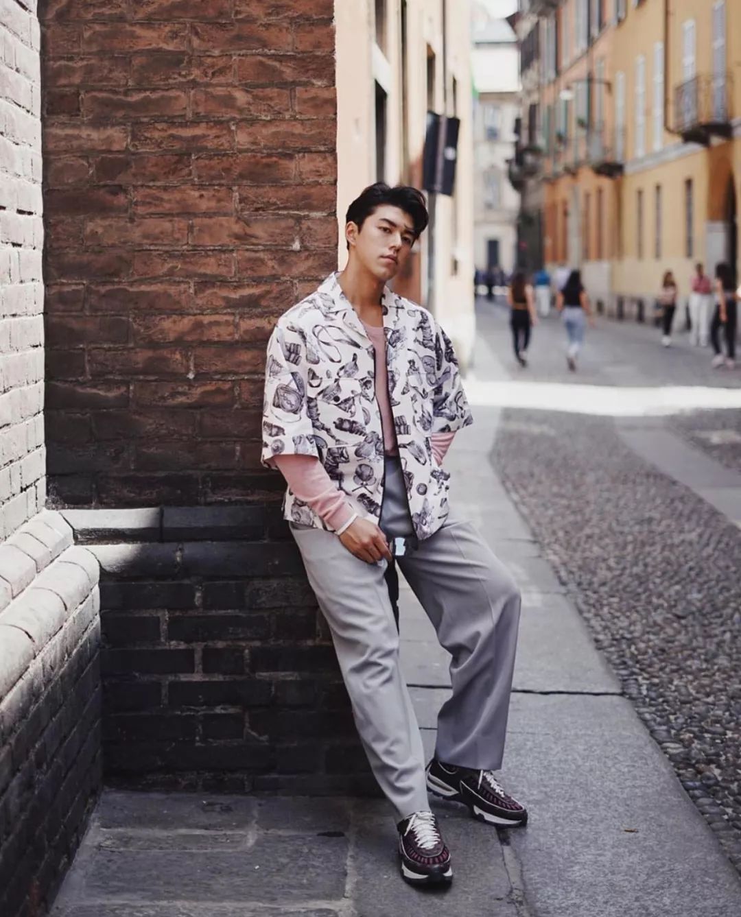 跟着ins学秋冬穿搭,ins简约穿搭男博主