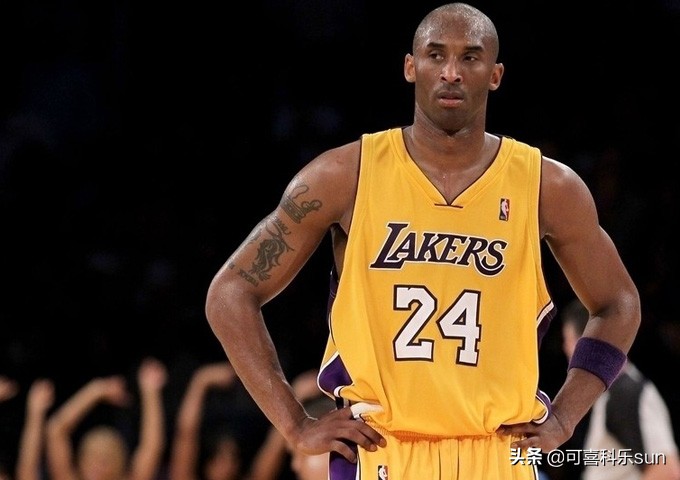 科比6代黑曼巴球鞋多少钱一双,科比黑曼巴励志故事