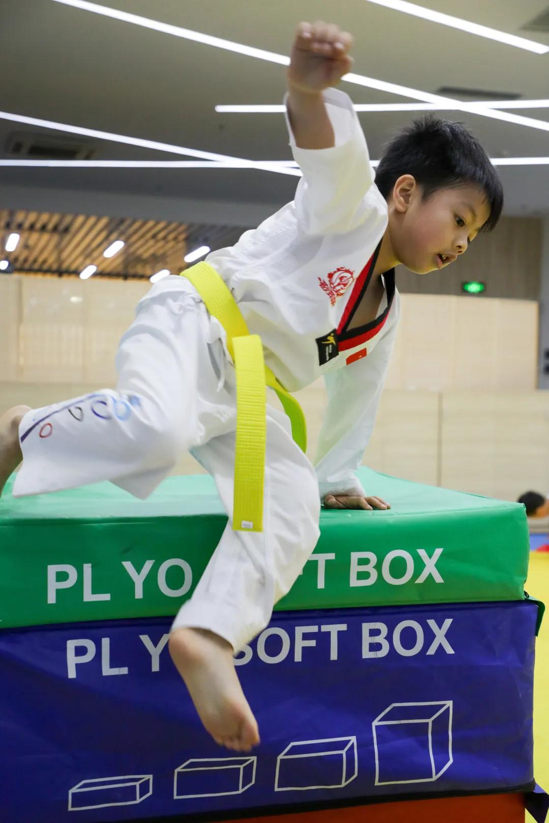 关于跆拳道的腰带你了解多少呢,体育科普是指什么