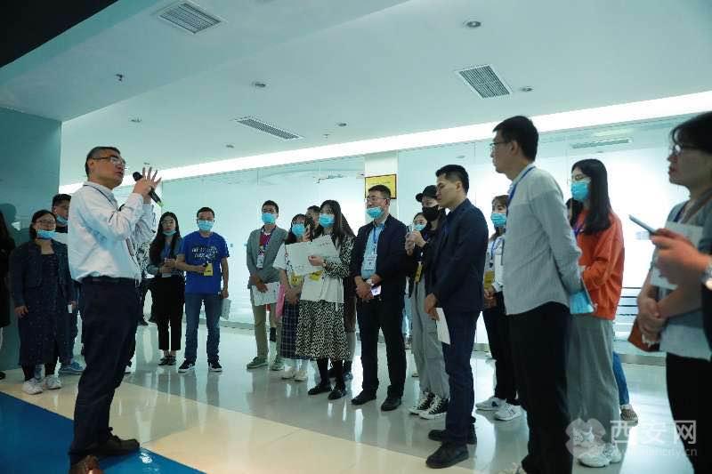 双城记简介,双城记主题分析