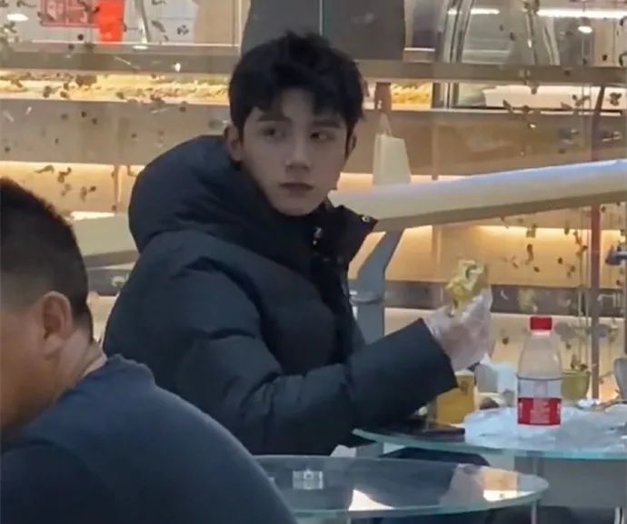 素人帅哥闪照合集,素人帅哥集锦