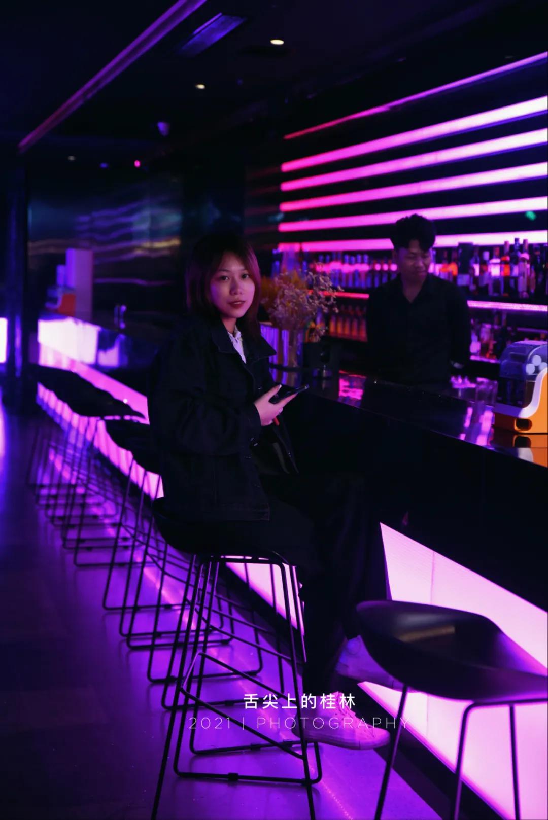 网红酒吧蹦迪卡点,极致氛围网红酒吧