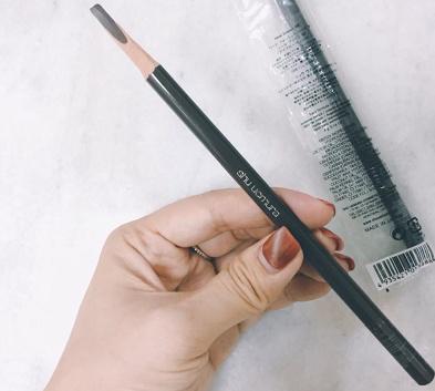 植村秀眉笔哪个颜色最好看,植村秀哪个颜色的眉笔自然好看
