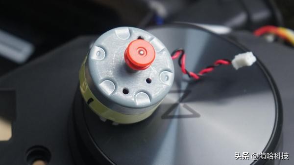 石头扫地机器人拆垃圾盒,石头扫地机器人t6拆解