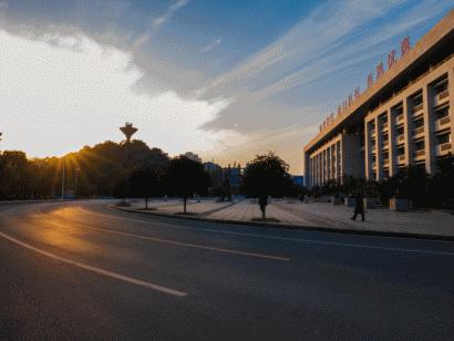 小米手机和华为哪个拍照更真实,小米手机和华为手机哪个拍照最好