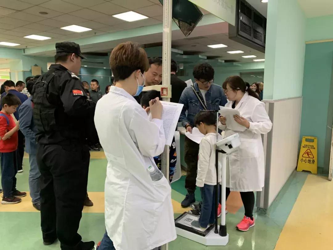 一张表让你对孩子的身高一目了然,怎么看孩子身高是否偏矮