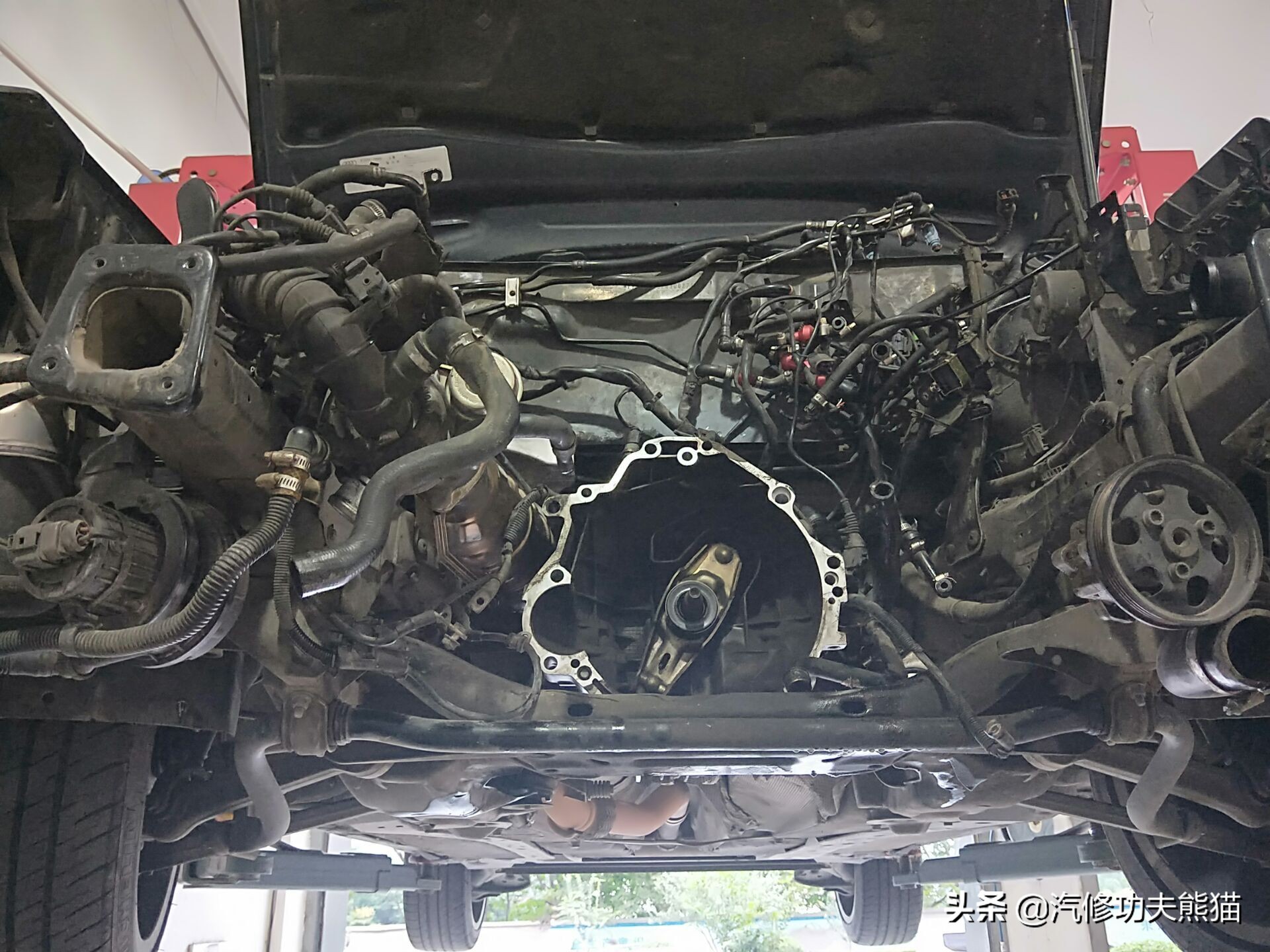 奥迪a61.8发动机大修费用,老款奥迪a6六缸发动机大修全过程