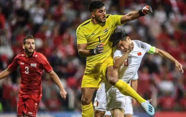 用一句话描述国足的现状,一句话评论中国国足