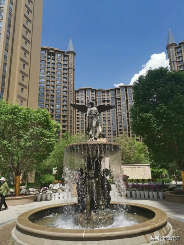 绿地城二期绿化乌鲁木齐,乌鲁木齐中海万锦公馆绿化环境