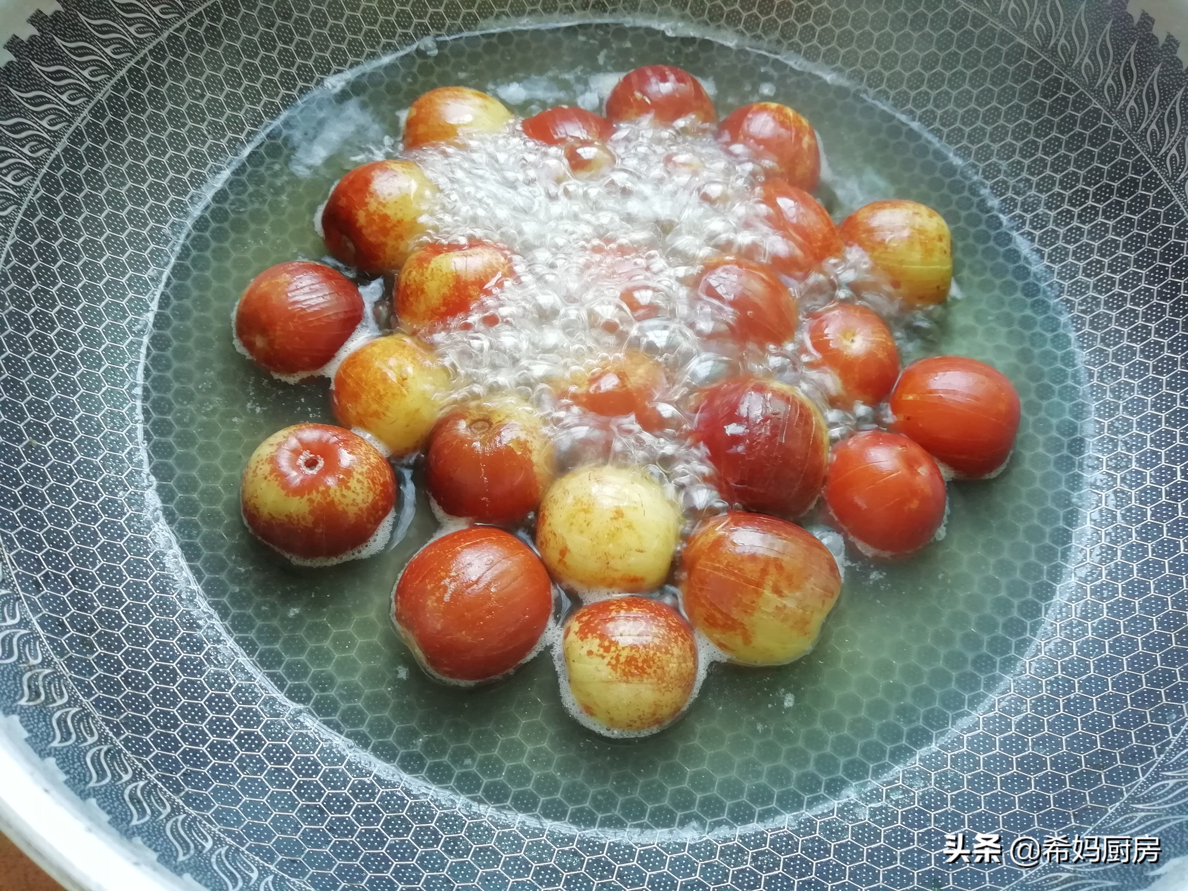 蜜枣怎么熬粥好喝,蜜枣泡水喝的做法