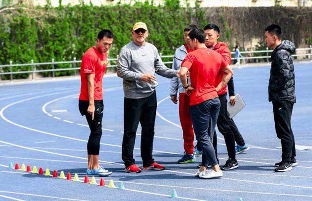 中国田径崛起,中国田径第一人刘翔