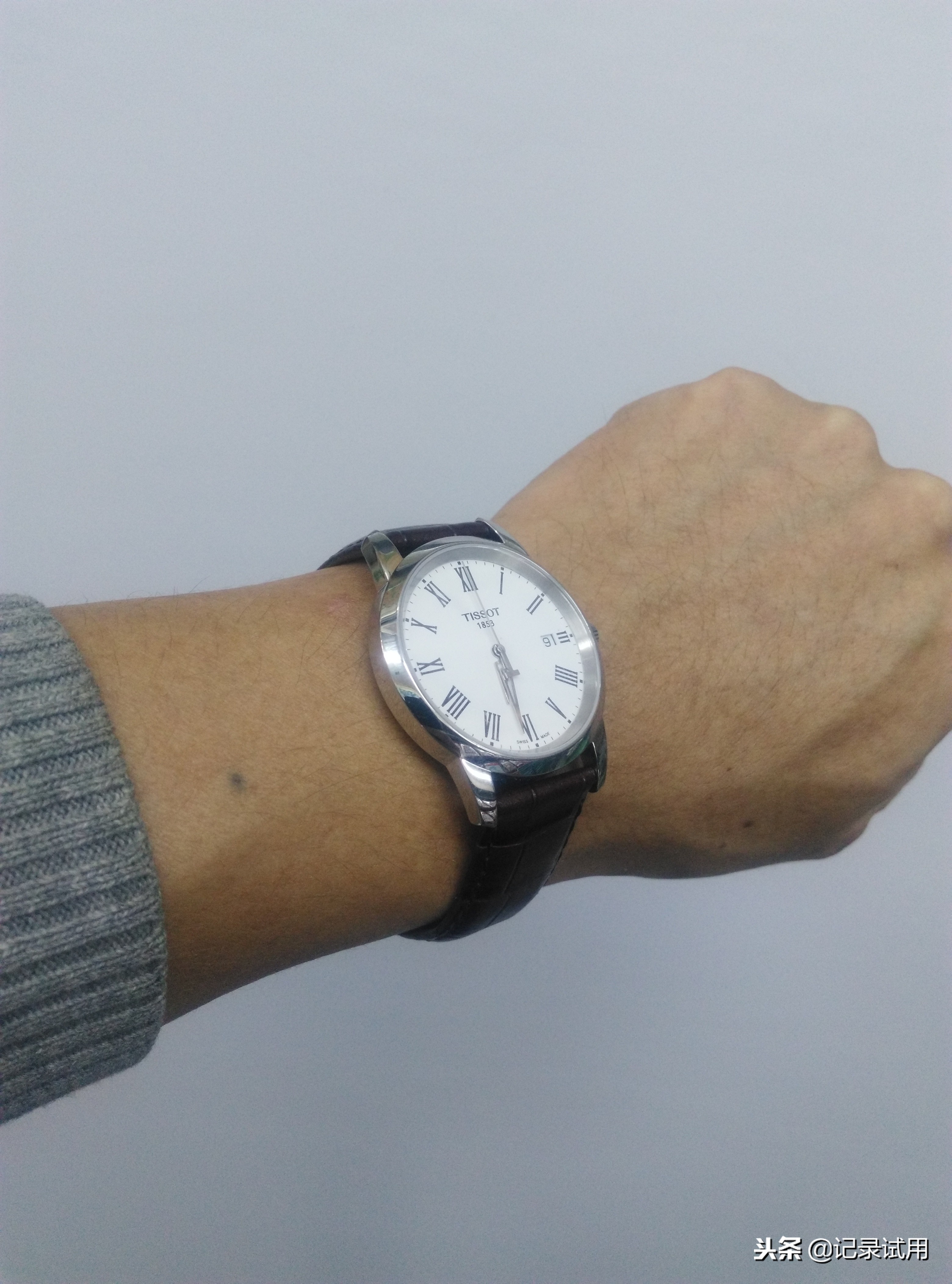 正品天梭手表怎么鉴别,怎样辨别天梭手表是否是正品