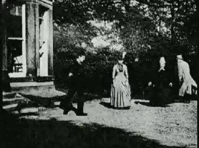 第一部电影完整版,第一部电影片段