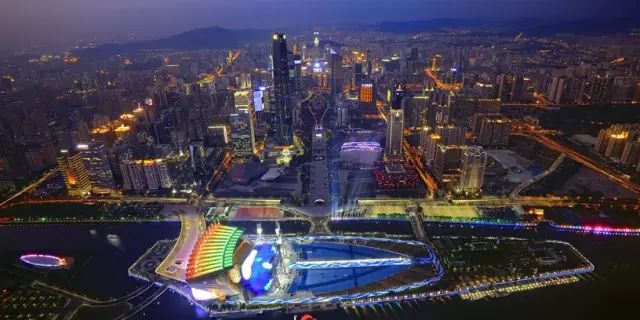 广州市中心是天河还是越秀,广州越秀区是市中心吗