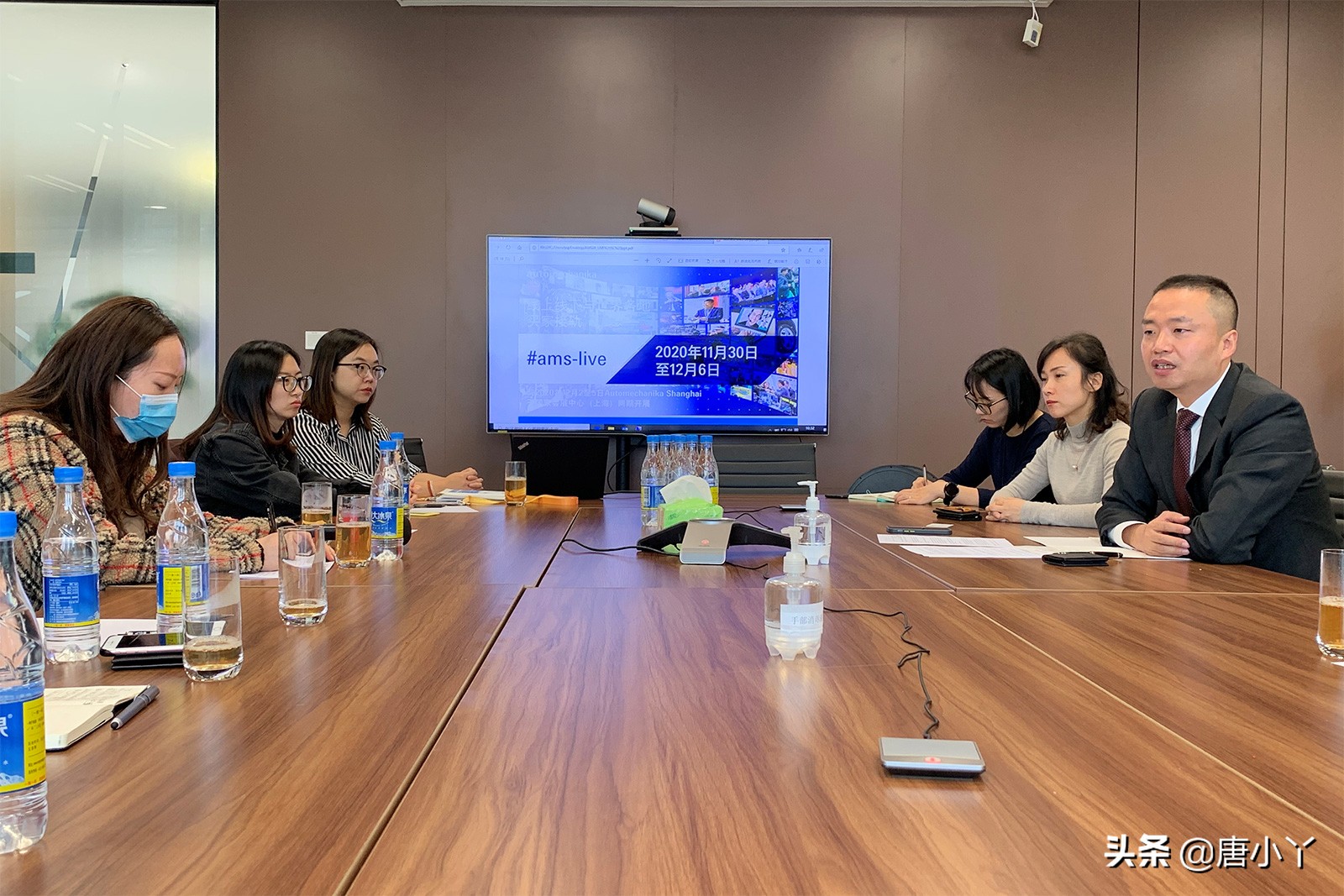 线上线下联动活动,线上线下同步进行