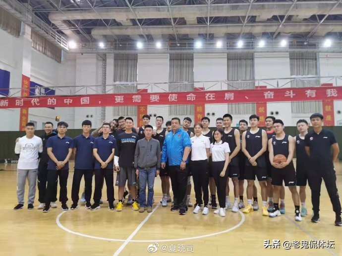 遭质疑抄袭，山东男篮新队标和它太像了，徐长锁真会用这个吗？