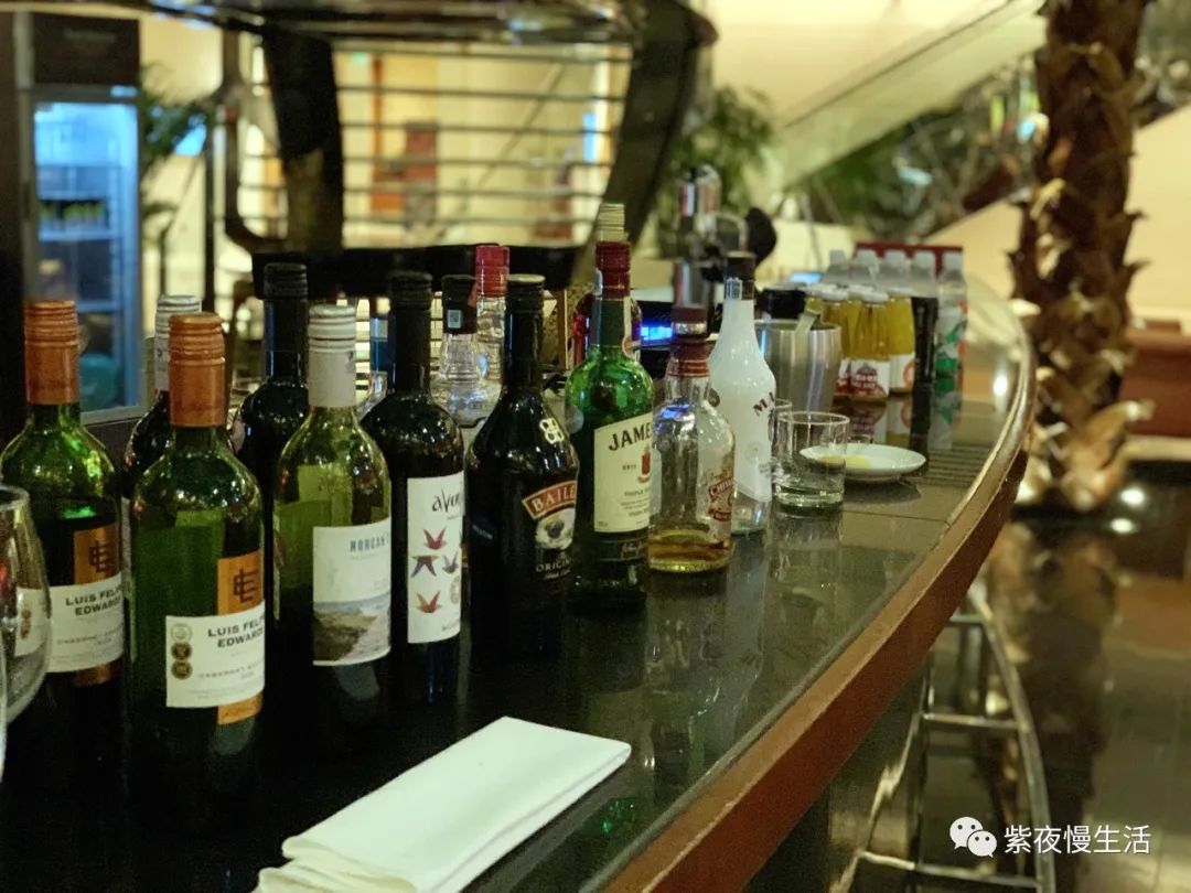 城市地标酒店,上海威斯汀酒店行政酒廊