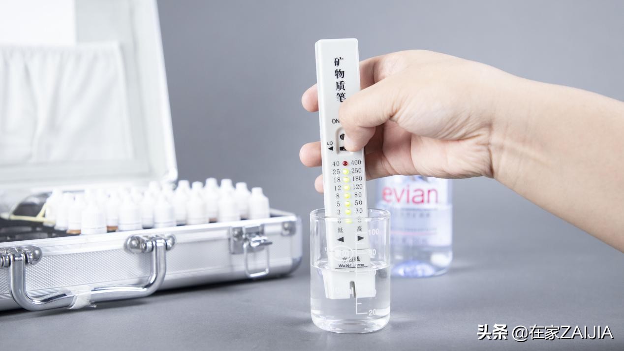 依云水真的含锶吗,依云水口感怎么样