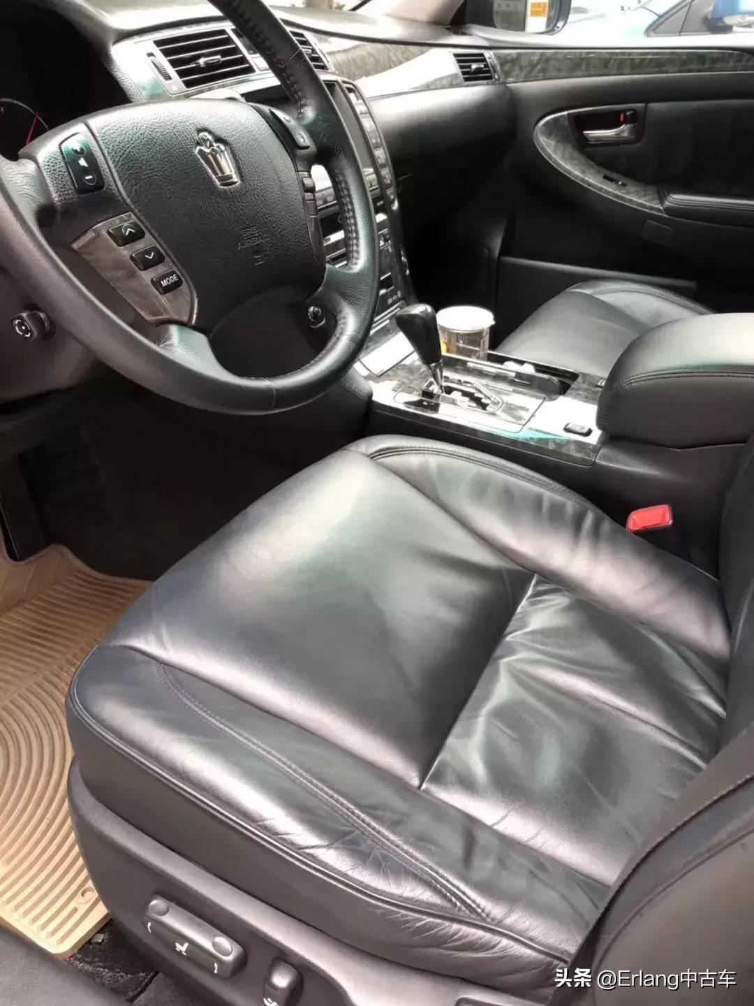 情怀皇冠最经典的12代,全新十六代丰田皇冠