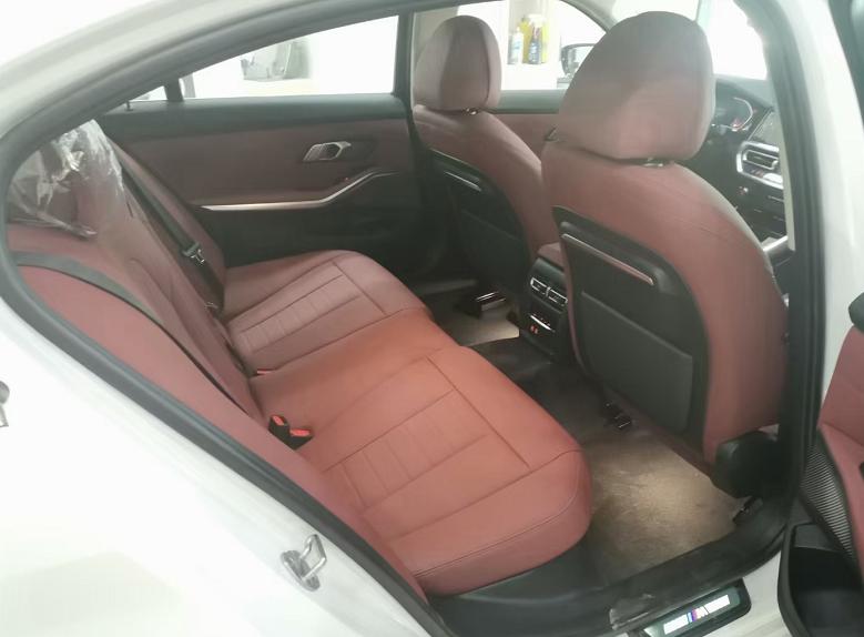 沉浸式体验宝马320li2013款,体验宝马320i老款黑色