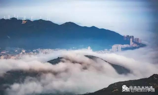 登上山顶鸟瞰全景,汕头濠江山顶看海