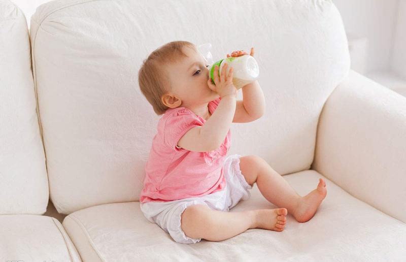 想要宝宝聪明怎么选奶粉,想要宝宝喝奶粉