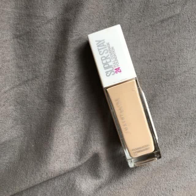 混油皮粉底选雅诗兰黛还是兰蔻,雅诗兰黛粉底液黄干皮怎么选择