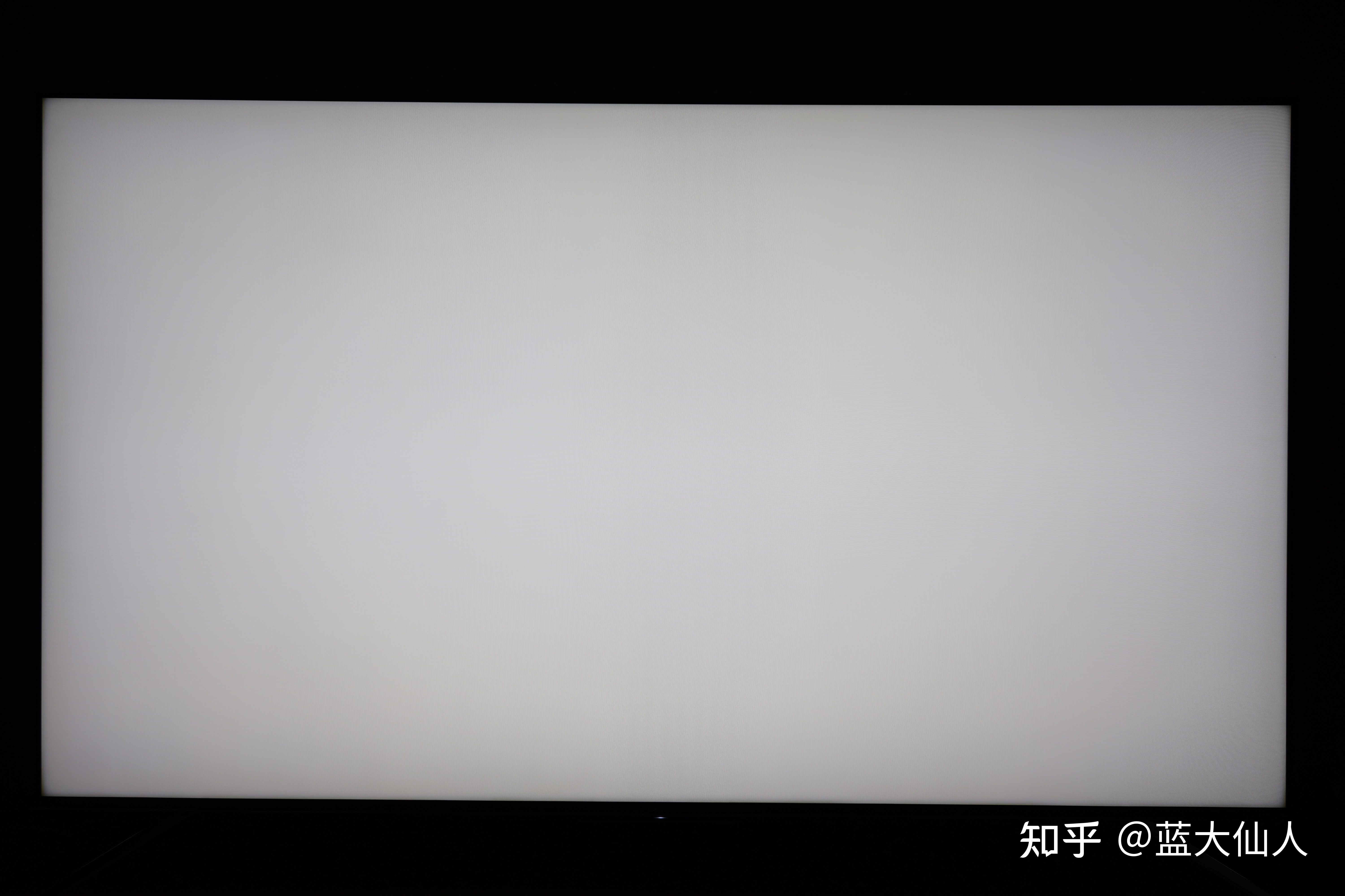 海信E8G跟索尼X90J哪个好？海信电视E8G测评