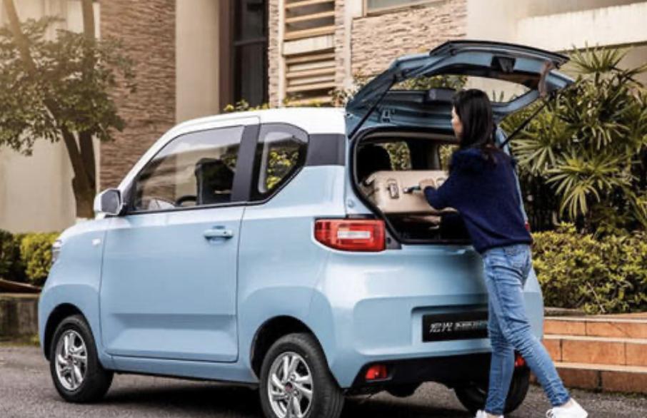 奔奔e-star国民版最新价格和参数,奔奔e-star国民版多彩限量款试驾