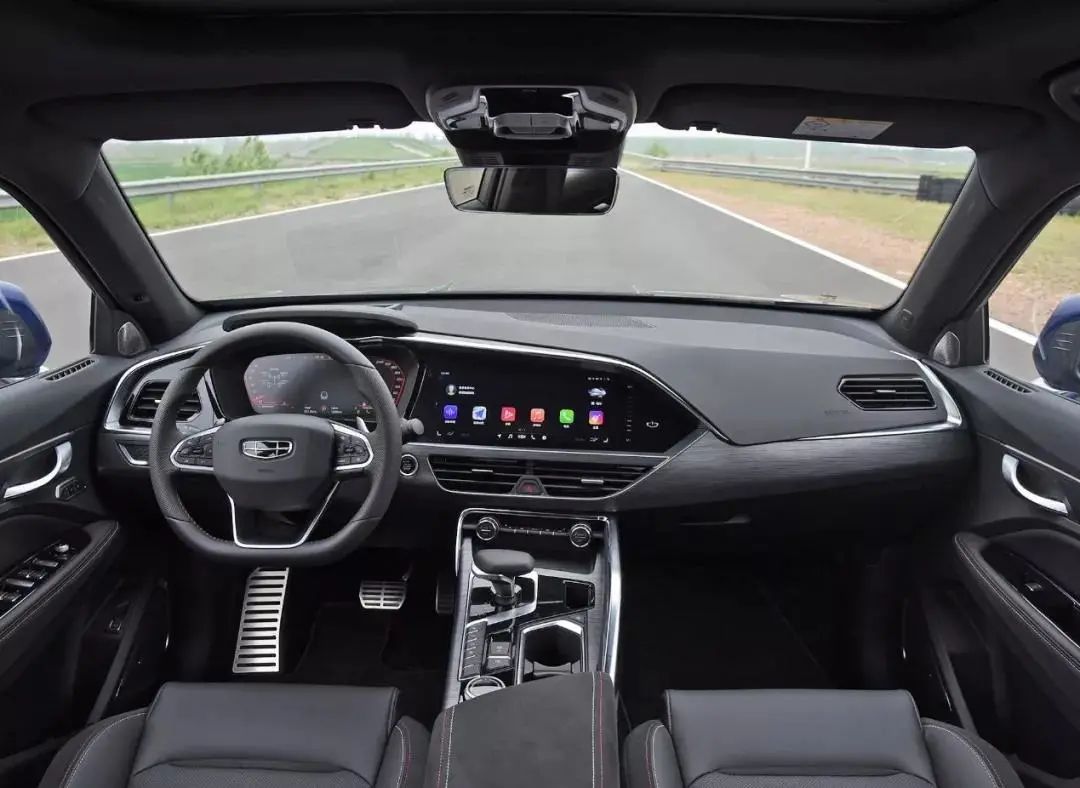 配8at的suv落地15万左右的,15万8at的suv