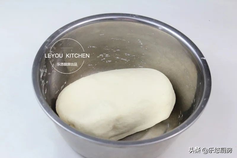 一斤面粉可以做几个油酥烧饼,1斤面粉可以做多少个饼