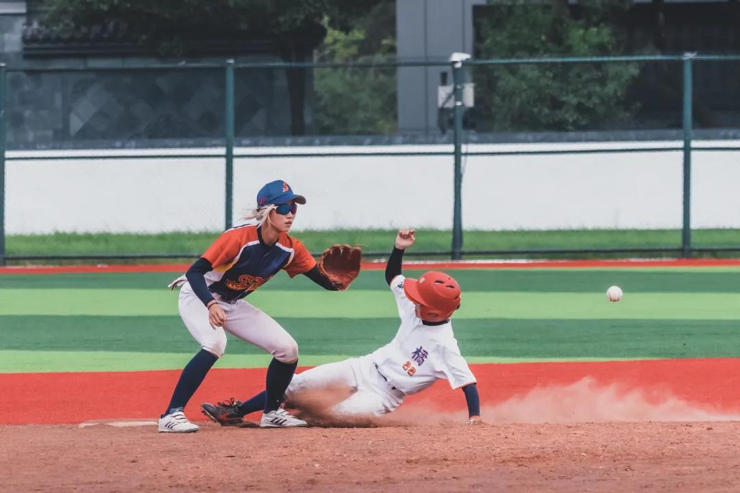 “Girls,baseballisfun!”——第二届曦照女子棒球赛纪实